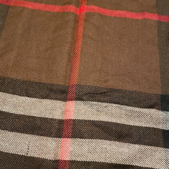 Pashmina Checkered Plaid Scarf Fringed 68 x 25 Inch - Picture 7 of 16